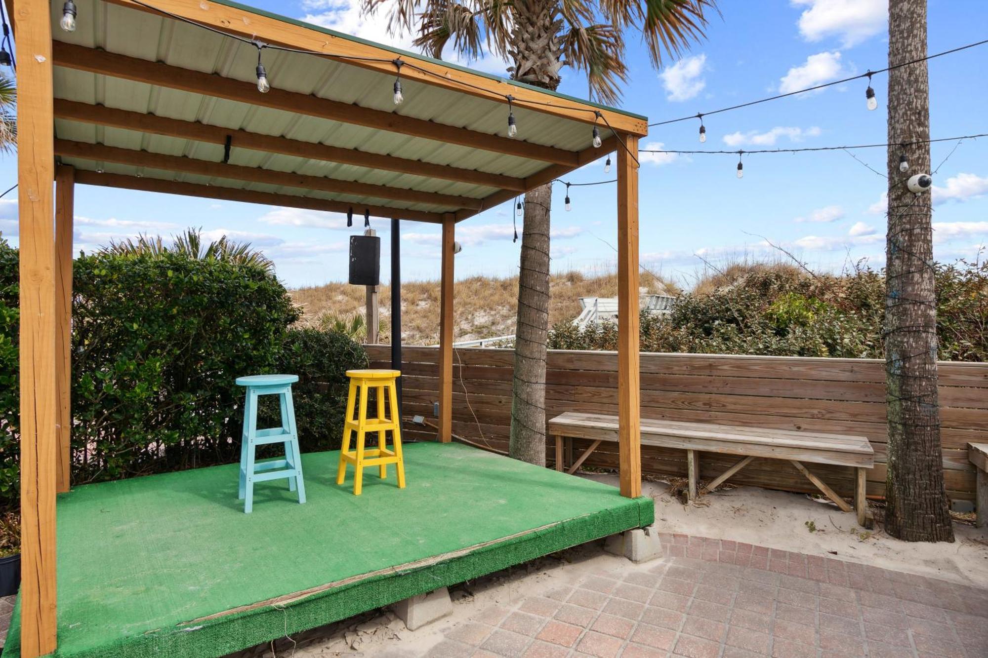 Seahorse Oceanfront Inn Neptune Beach Eksteriør bilde